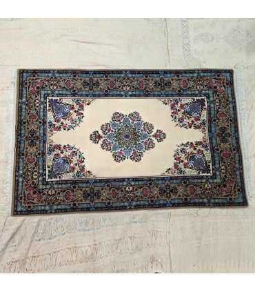 Tapete Persa Isfahan Assinado pelo Mestre Taryak Chi - Design Exclusivo - 138x220 cm